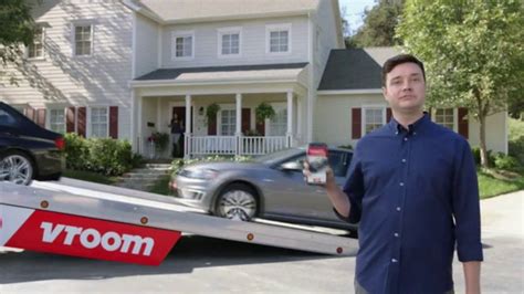 Vroom.com TV Spot, 'So Easy' featuring Michael McMillian