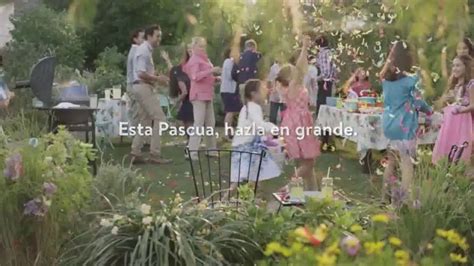 Walmart TV Spot, 'Celebra la Pascua' canción de Kinky