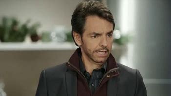 Walmart TV Spot, 'Gracias' Con Eugenio Derbez featuring Pili Montilla