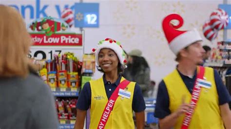 Walmart TV Spot, 'Holiday Helpers' canción de Proyecto Uno featuring James Dunn