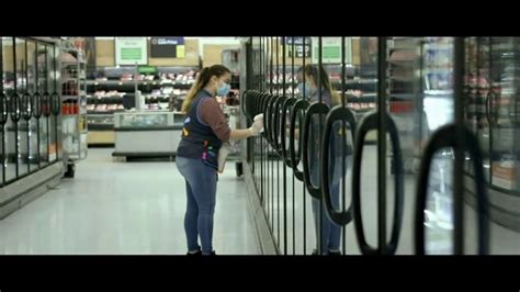 Walmart TV Spot, 'Mantengamos el país avanzando'