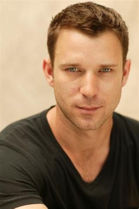 Wil Traval photo