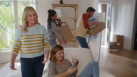 XFINITY TV Spot, 'Moving Day' Featuring Amy Poehler featuring Amy Poehler