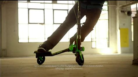 Yvolution Fliker Carver TV Spot, 'New and Now'