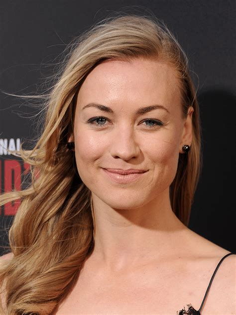 Yvonne Strahovski photo