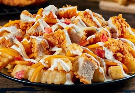 Zaxby's Chicken Bacon Ranch Loaded Fries TV Spot, 'Comfort Food'