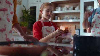 Ziploc TV Spot, 'Unloc the Best Sous Chef'