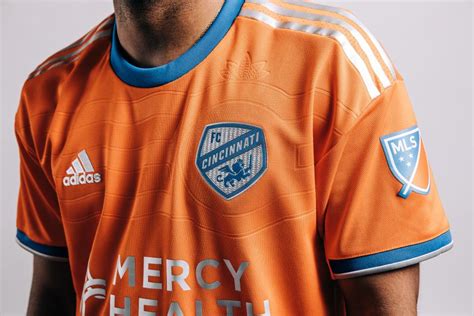 adidas FC Cincinnati 2022 Juncta Juvant Kit Authentic Blank Jersey tv commercials